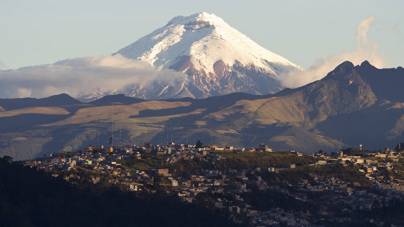size_810_16_9_quito-vulcao-cotopaxi